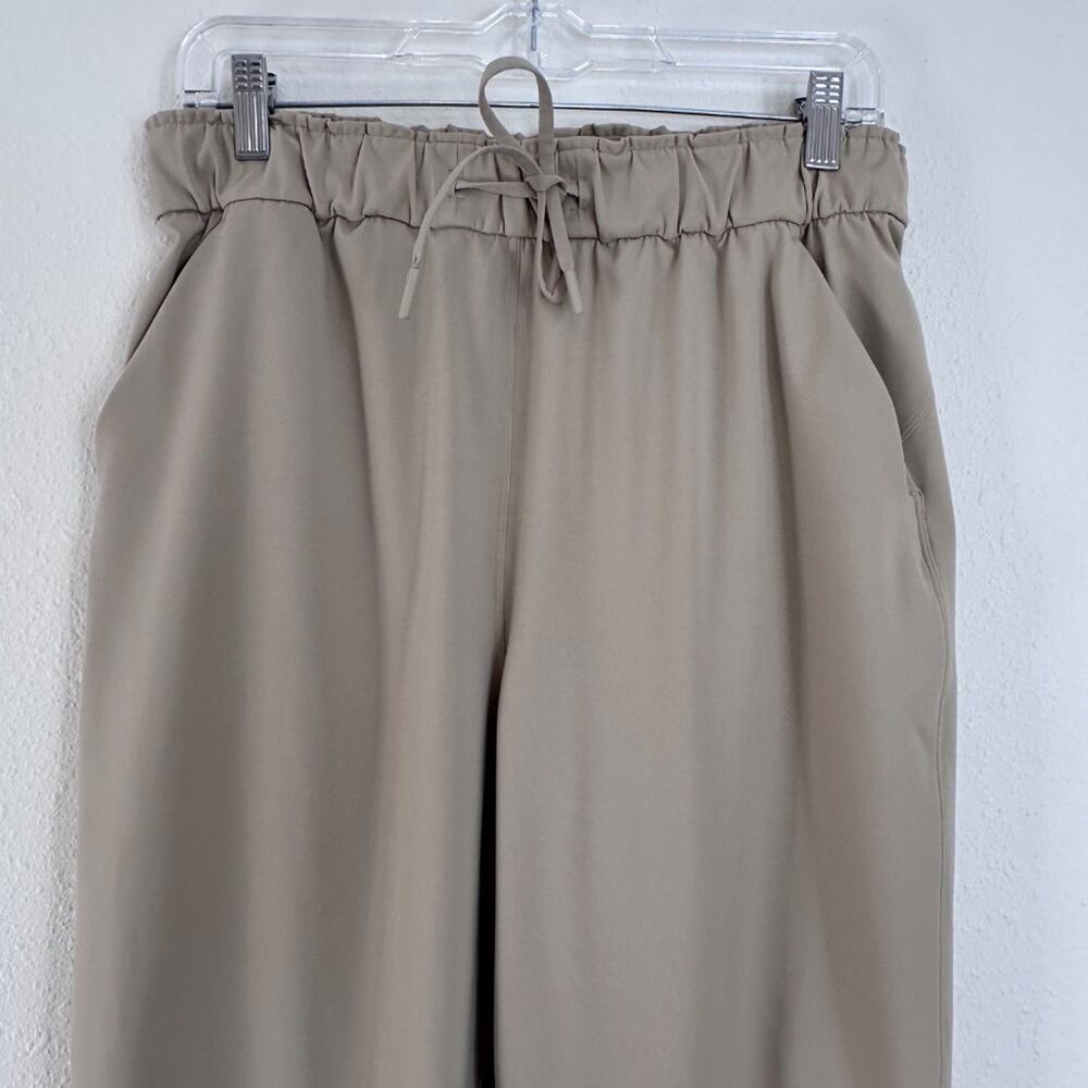 Lululemon Stretch High-Rise Cropped Pant 23" Inseam, Trench, Size 8 - Picture 10 of 10